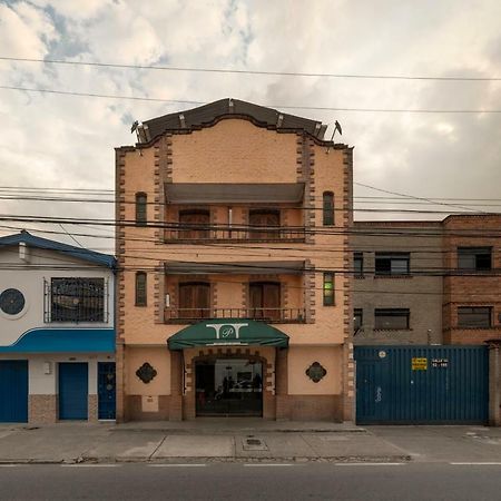 Ayenda 1223 Porton De La 10 Hotell Medellín Exteriör bild