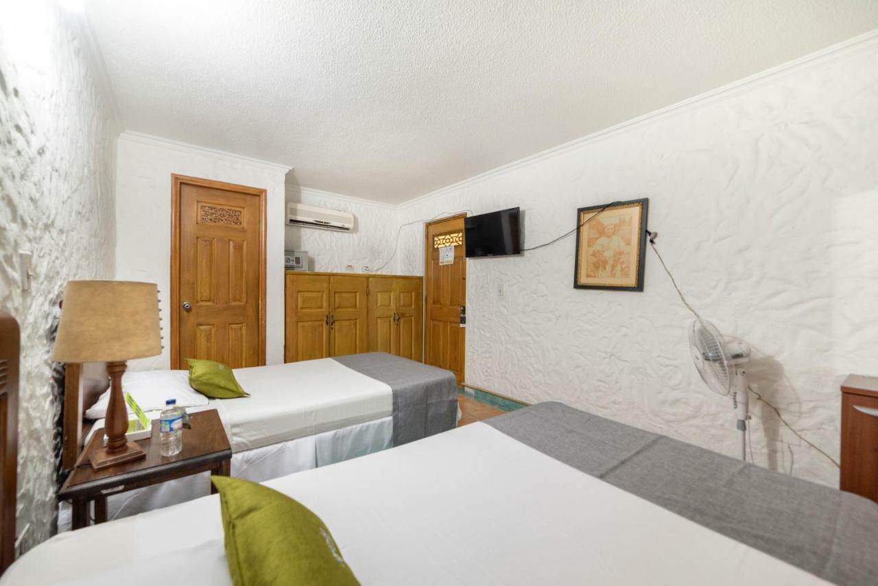 Ayenda 1223 Porton De La 10 Hotell Medellín Exteriör bild
